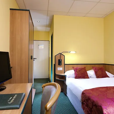 Otel Dierkow 3*